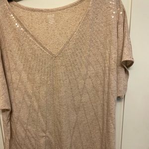 Beige sparkle in front top